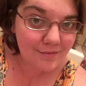 Meet your Posher, Kelsie